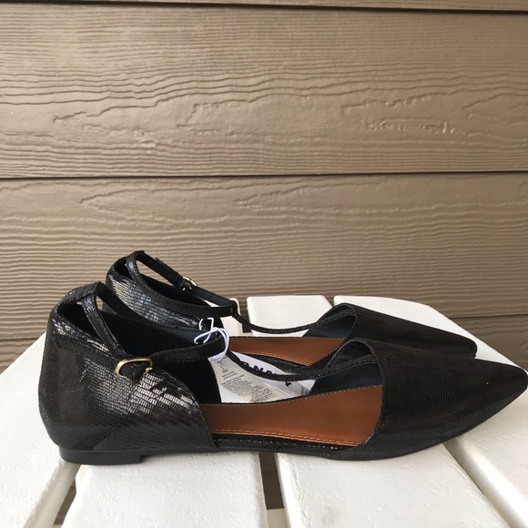 Flats - Picture 3 of 3